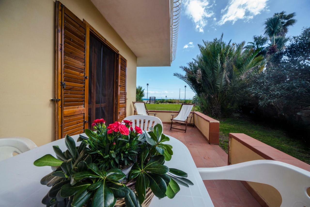 Aparthotel Giallomare Marzamemi Exterior foto